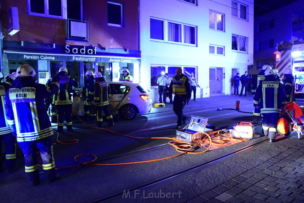 VU Pkw Strab PKlemm Koeln Altstadt Jahnstr P033.JPG - Miklos Laubert